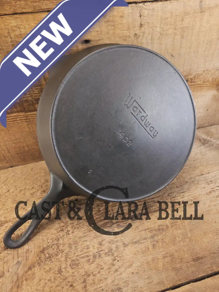 1930’s Wardway by Wagner Cast iron Skillet. #1432. These are not found often beautiful every day skillet with a cool