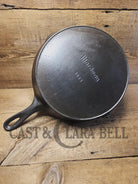 1930’s Wardway by Wagner Cast iron Skillet. #9 Size #1433. These are not found often beautiful every day skillet with a