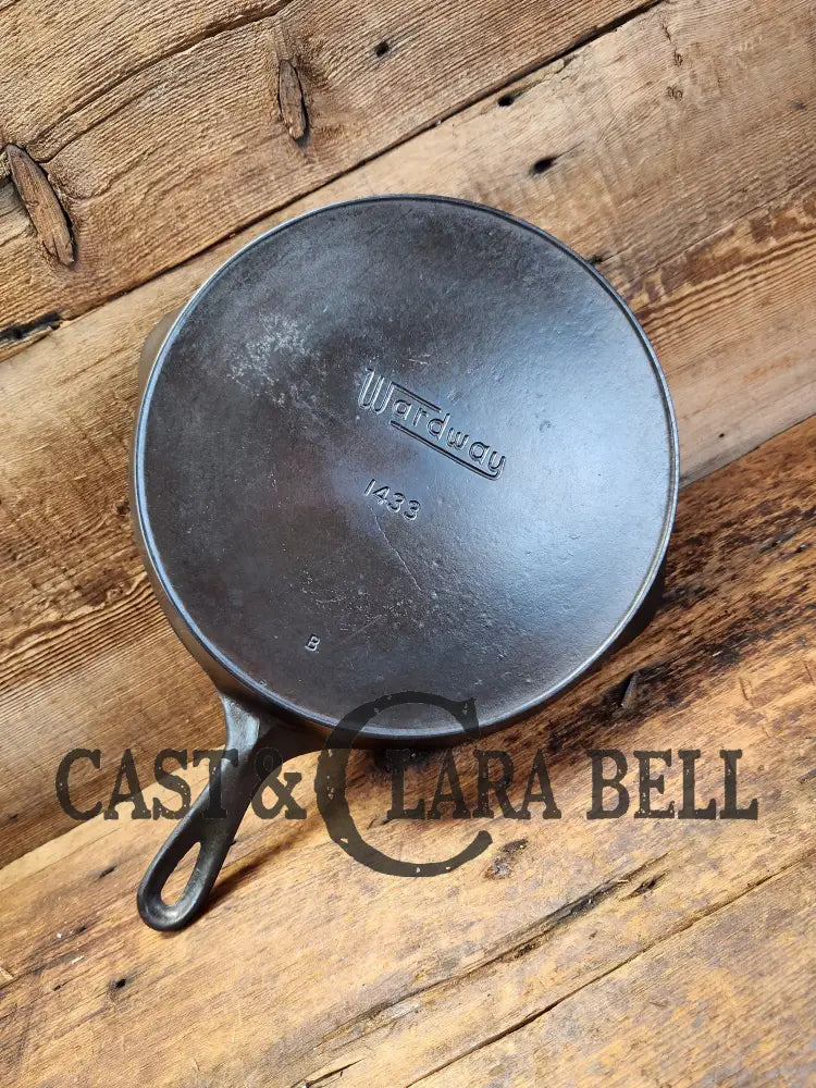 1930’S Wardway By Wagner Cast Iron Skillet. #9 Size #1433. These Are Not Found Often Beautiful