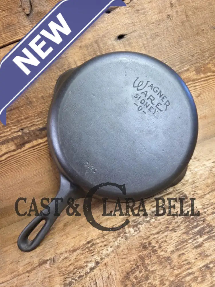 1940’s Angus Broiler by Wagner #1126. Beautiful and hard to find piece. Restored Seasoned Ready to Use Skillet