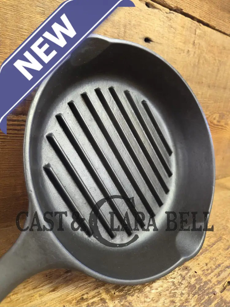 1940’s Angus Broiler by Wagner #1126. Beautiful and hard to find piece. Restored Seasoned Ready to Use Skillet