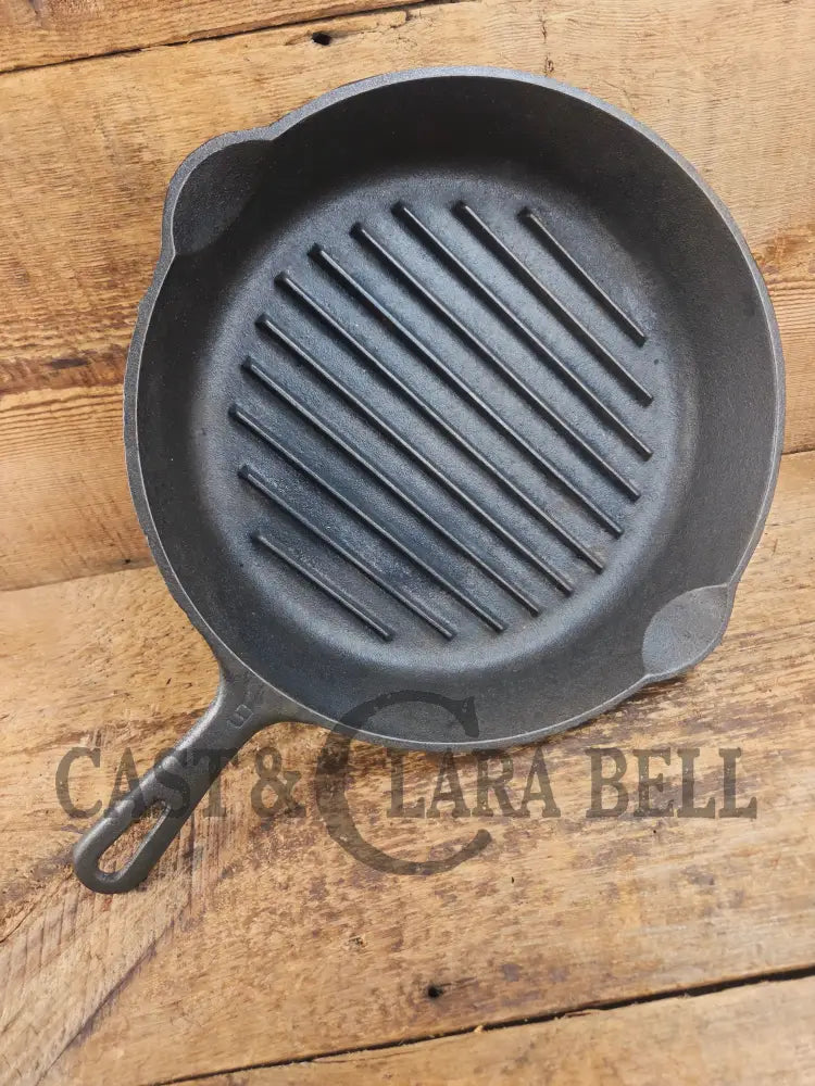 1940’s Big #9 Angus Broiler by Wagner. Beautiful and handy piece for grilling veggies and proteins! - Skillet