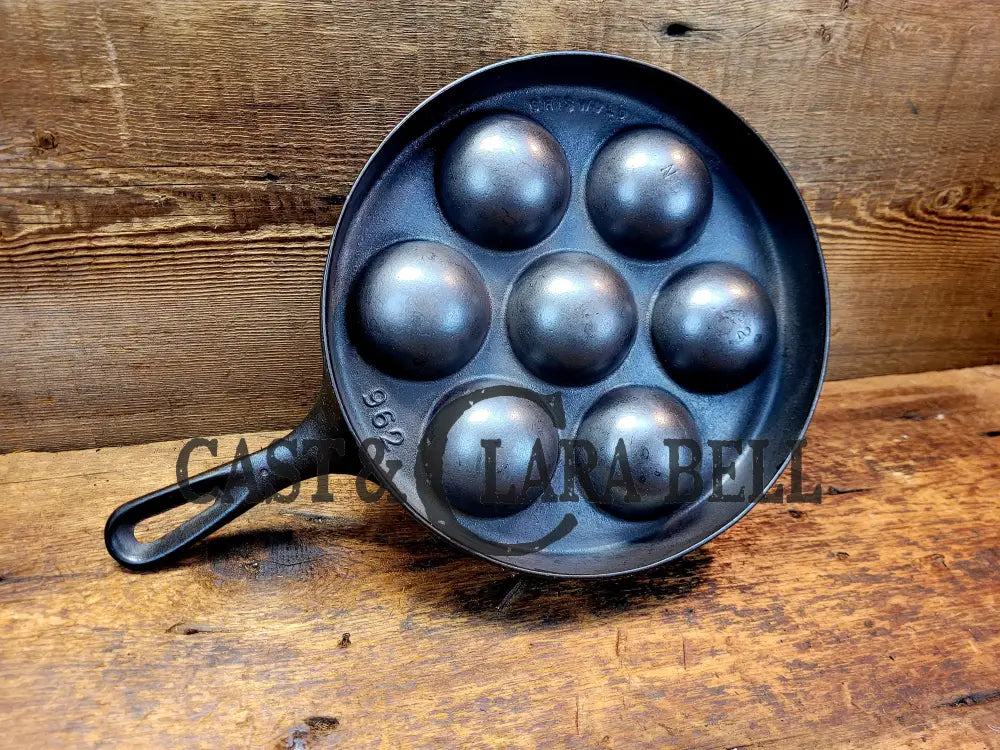 1940’S Era Griswold No. 32 Cast Iron Aebleskiver 962. Perfect For Poached Eggs And Delicious