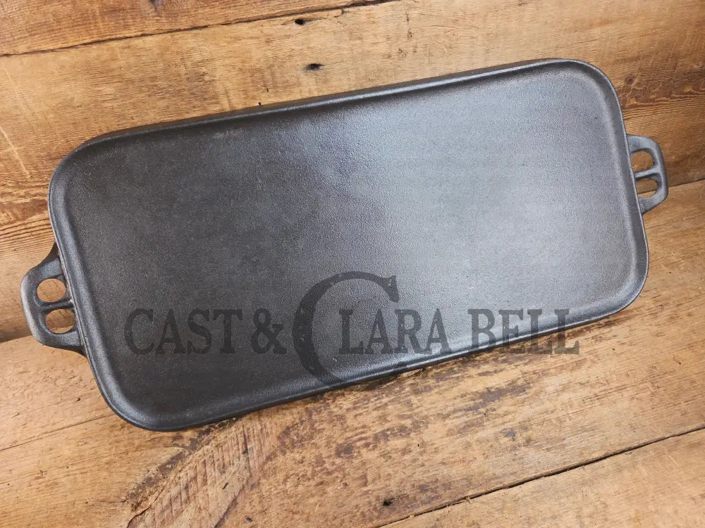 1940’s era Lodge 9 Long Griddle. Great for the grill or stove top for pancakes or burgers! (Copy) Griddle