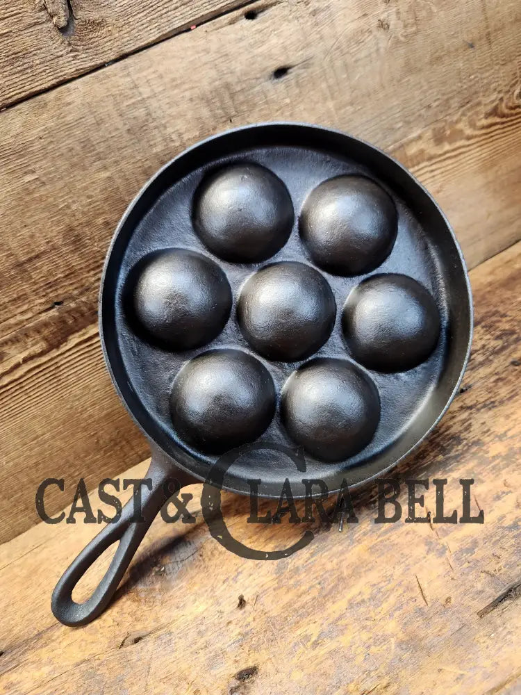 1940’S Era Lodge No. 32 Cast Iron Aebleskiver. Perfect For Poached Eggs And Delicious Danish