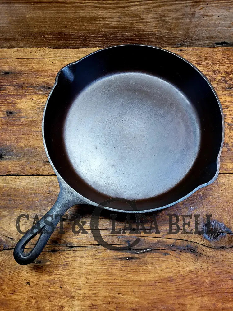 1940’S Era Three Notch Lodge #9 W Raised X Cast Iron Skillet. The Clara Bell Classic. Perfect For