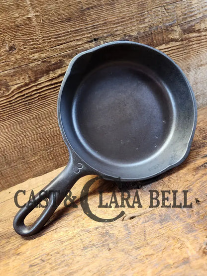 1940’S Fully Marked! Vollrath #3 Cast Iron ’Egg Skillet’. Great Gift Idea! Sc24