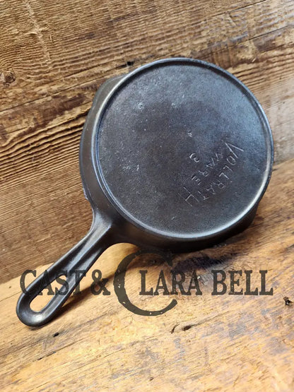 1940’S Fully Marked! Vollrath #3 Cast Iron ’Egg Skillet’. Great Gift Idea! Sc24