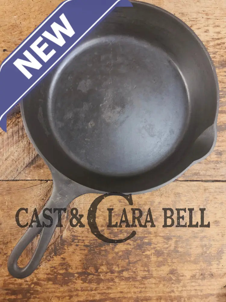 1940’s Griswold #6 Cast Iron Skillet with Small Block Logo and Smooth Bottom 699 K Skillet