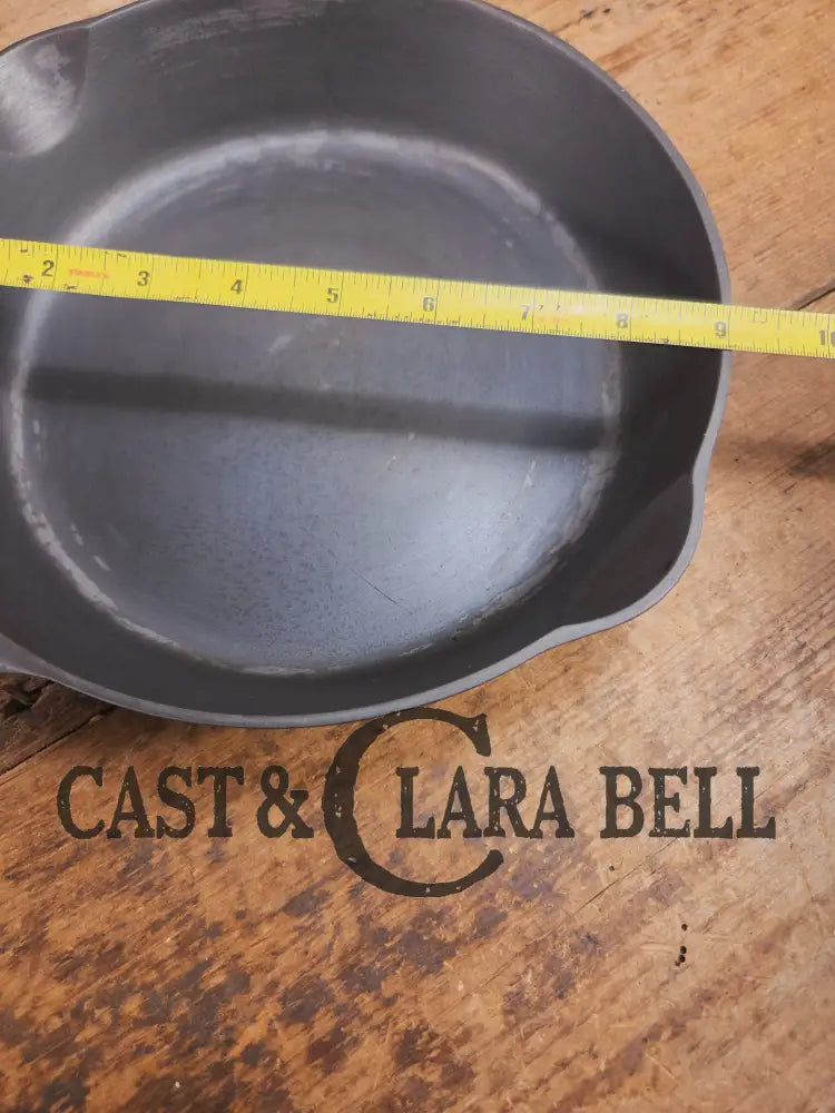1940’s Griswold #6 Cast Iron Skillet with Small Block Logo and Smooth Bottom 699 Y Skillet