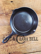 1940’s Griswold #6 Cast Iron Skillet with Small Block Logo Flat Handle and Smooth Bottom 699 B. Wonderful sauté pan