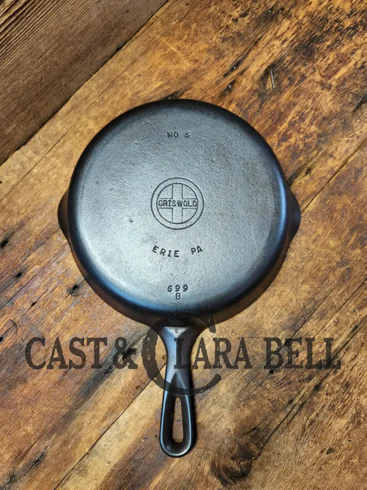 1940’S Griswold #6 Cast Iron Skillet With Small Block Logo Flat Handle And Smooth Bottom 699 B.