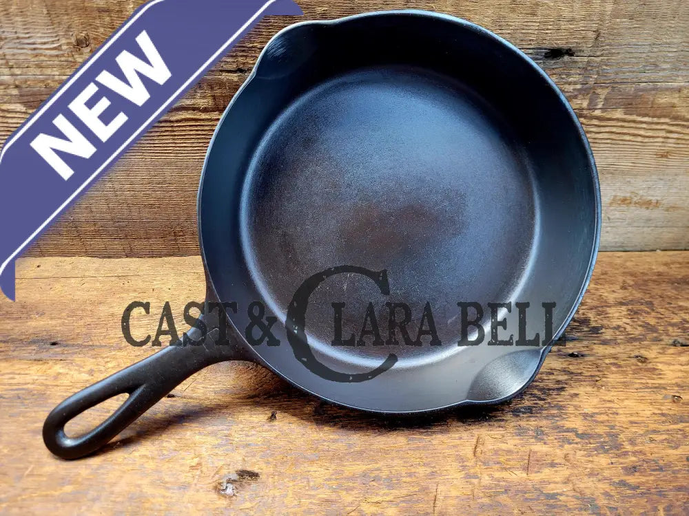 1940’S Griswold #6 Cast Iron Skillet With Small Block Logo Flat Handle And Smooth Bottom 699 H.