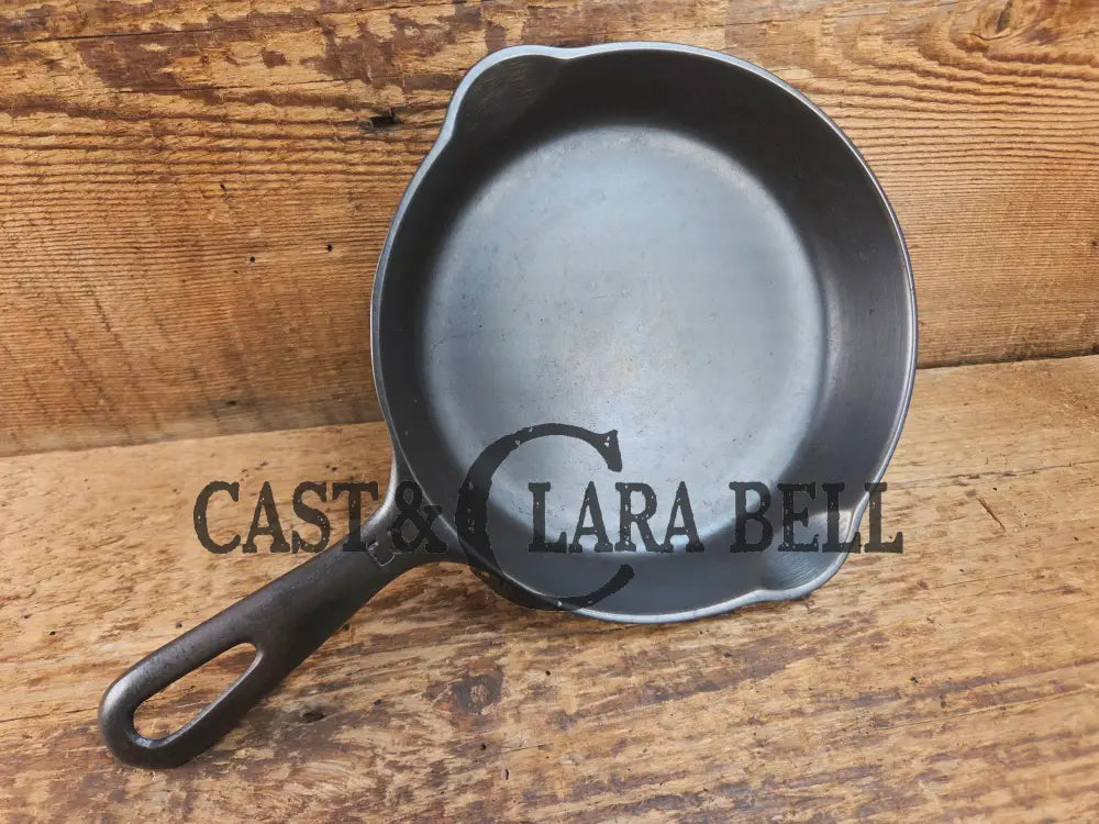 1940’s Griswold No. 3 Cast Iron Egg Skillet with Grooved Handle 709 K Skillet