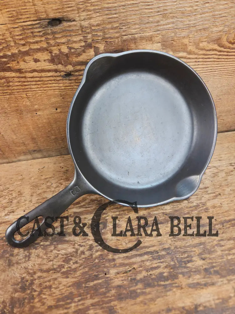 1940’s Griswold No. 3 Cast Iron Egg Skillet with Grooved Handle 709 K Skillet