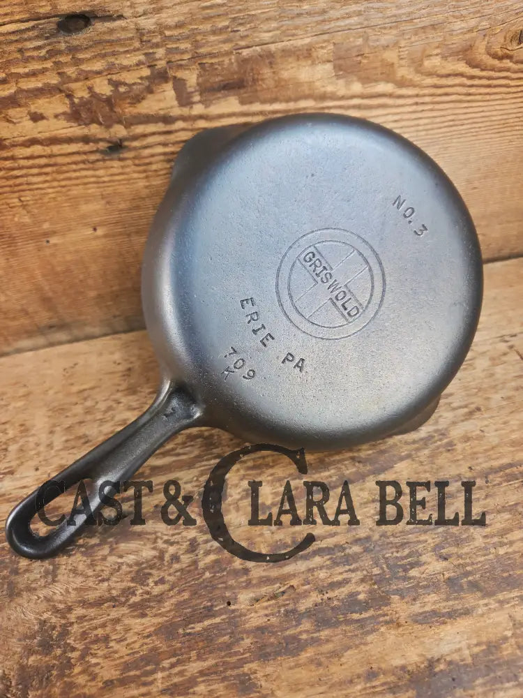 1940’s Griswold No. 3 Cast Iron Egg Skillet with Grooved Handle 709 K Skillet