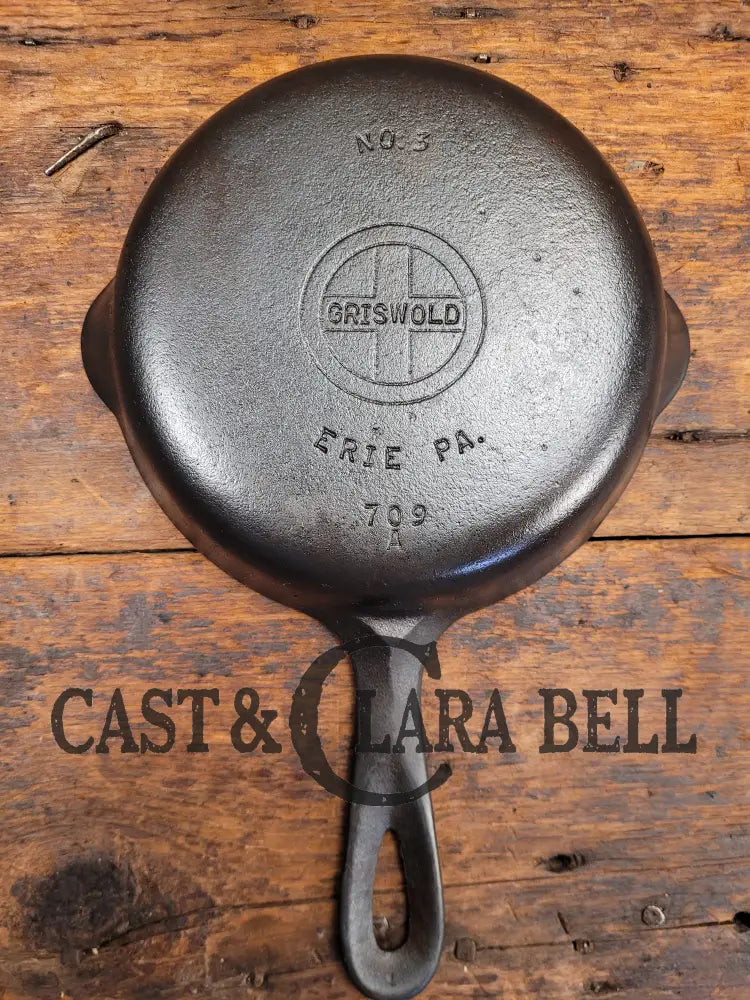 1940S Griswold No. 3 Cast Iron Egg Skillet With Small Block Logo 709 A