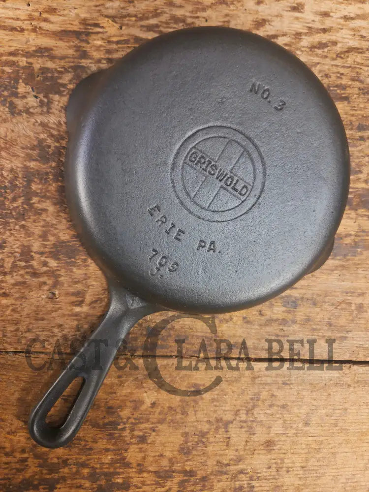 1940’s Griswold No. 3 Cast Iron Egg Skillet with Small Block Logo 709 J Skillet