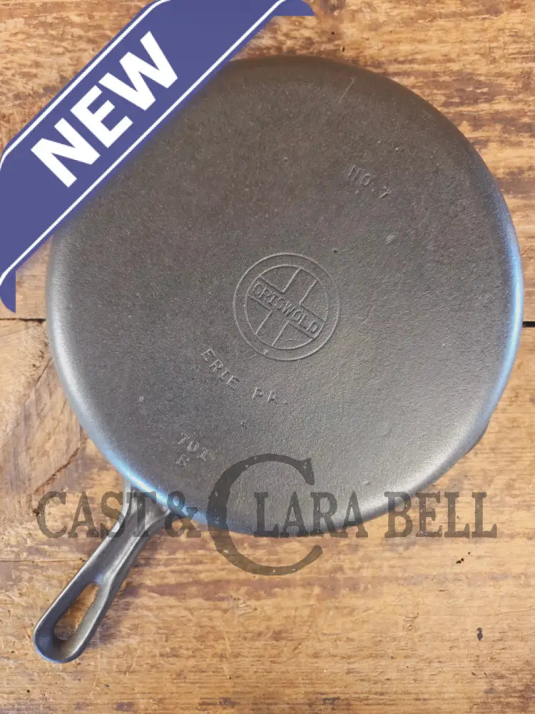 1940’s Griswold No. 7 Cast Iron Skillet with Small Block Logo and Early Handle style. 701 B - Skillet