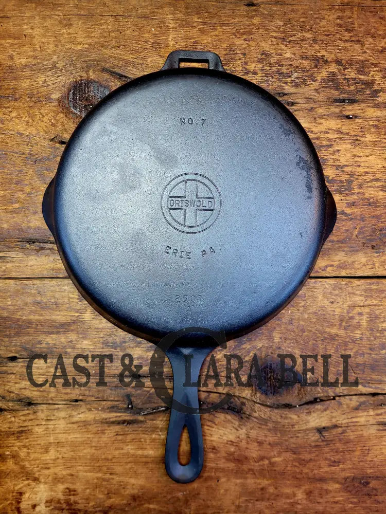 1940’S Griswold No. 7 Hinged Cast Iron Skillet With Small Block Logo 2507. Lid Not Included