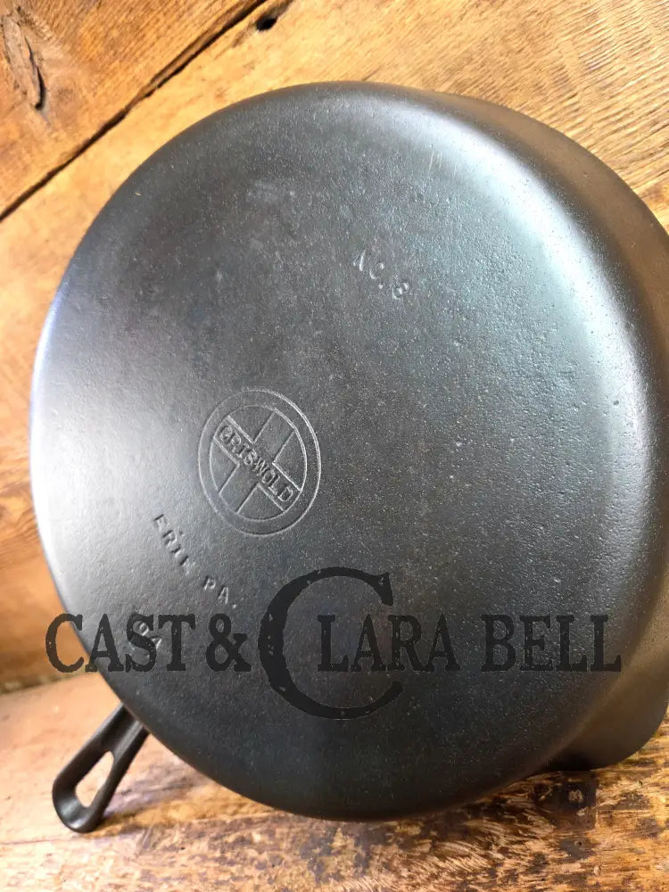 1940’s Griswold No. 8 Cast Iron Skillet with GROOVE handle and Small Block Logo 704 F Skillet