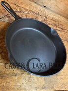 1940’s Griswold No. 8 Cast Iron Skillet with GROOVE handle and Small Block Logo 704 F Skillet