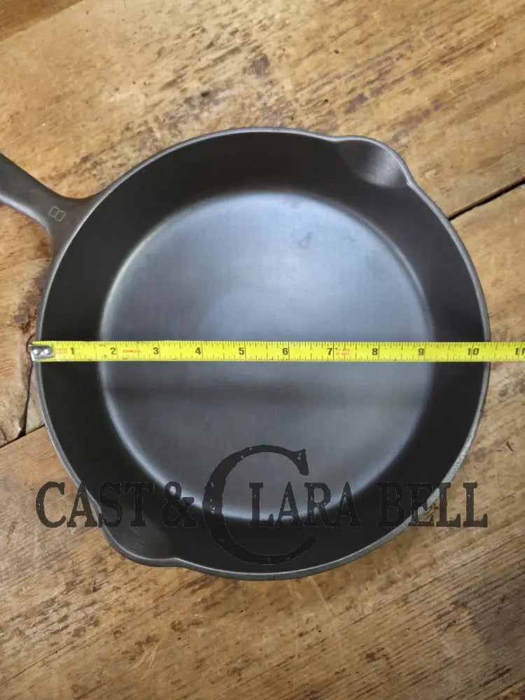 1940’s Griswold No. 8 Cast Iron Skillet with GROOVE handle and Small Block Logo 704 F. In beautiful condition. Almost