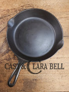 1940’s Griswold No. 8 Cast Iron Skillet with Small Block Logo 704 A. In beautiful condition. Almost mint Skillet