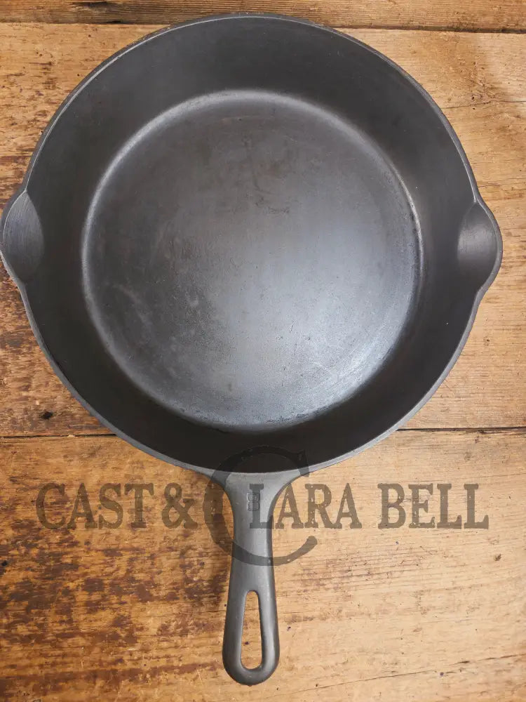 1940’s Griswold No. 8 Cast Iron Skillet with Small Block Logo 704 F Skillet