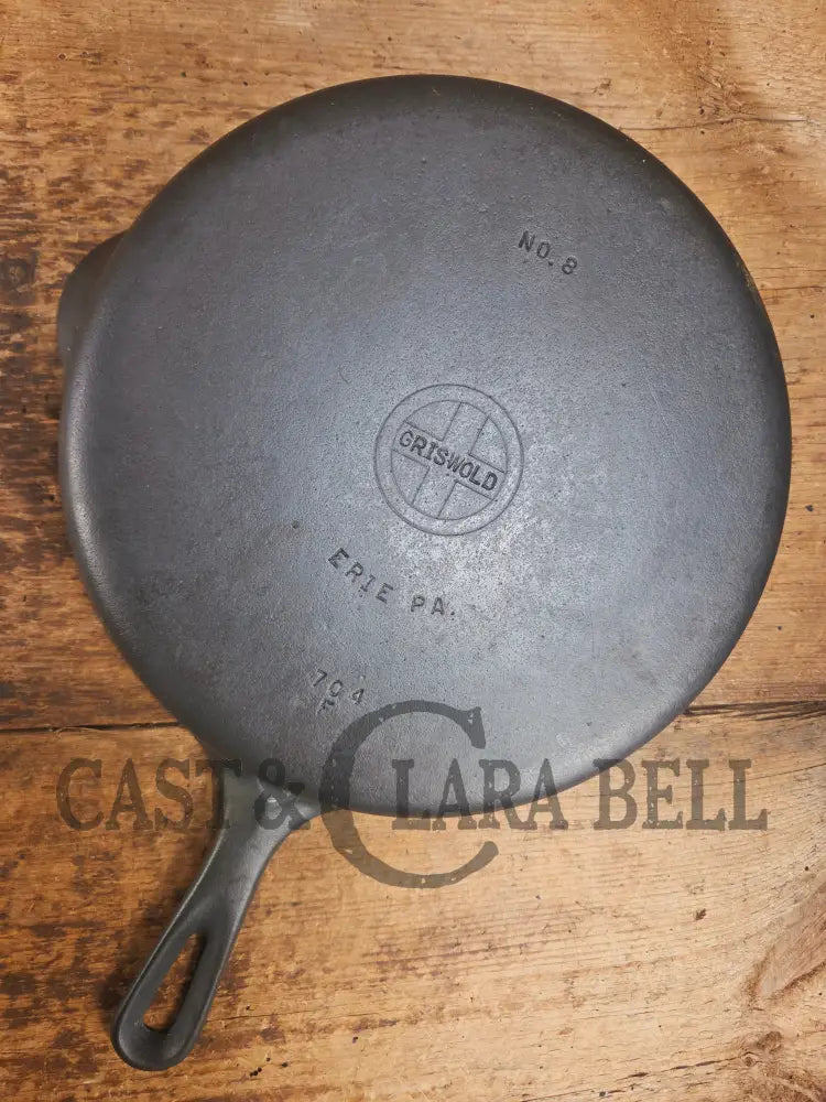 1940’s Griswold No. 8 Cast Iron Skillet with Small Block Logo 704 F Skillet