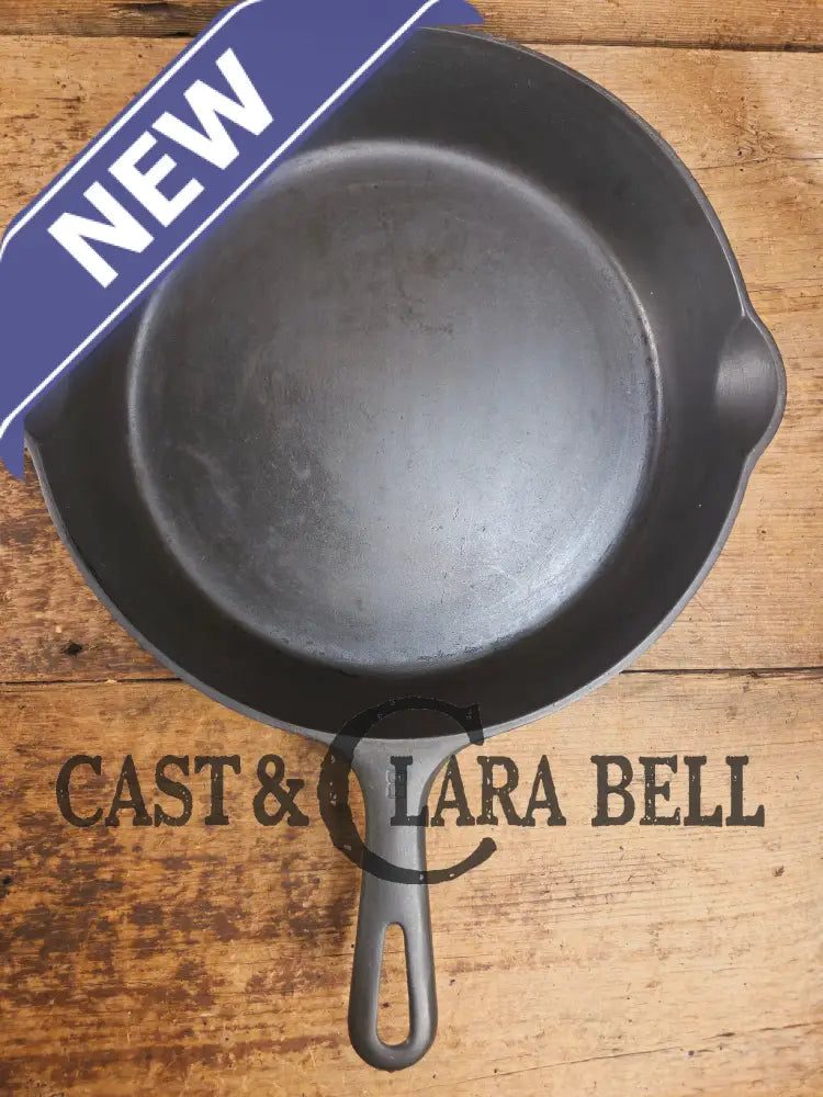 1940’s Griswold No. 8 Cast Iron Skillet with Small Block Logo 704 F Skillet