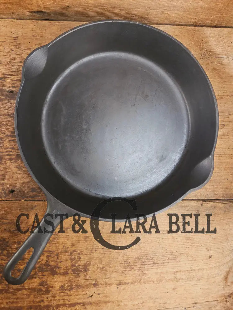 1940’s Griswold No. 8 Cast Iron Skillet with Small Block Logo 704 F Skillet