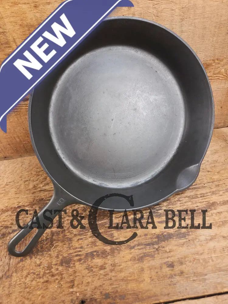 1940’s Griswold No. 8 Cast Iron Skillet with Small Block Logo 704 F Skillet