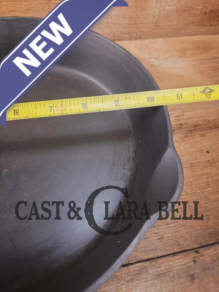 1940’s Griswold No. 8 Cast Iron Skillet with Small Block Logo 704 F Skillet