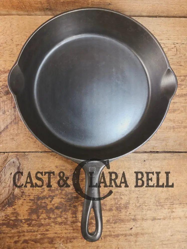 1940’s Griswold No. 8 Cast Iron Skillet with Small Block Logo 704 G Skillet
