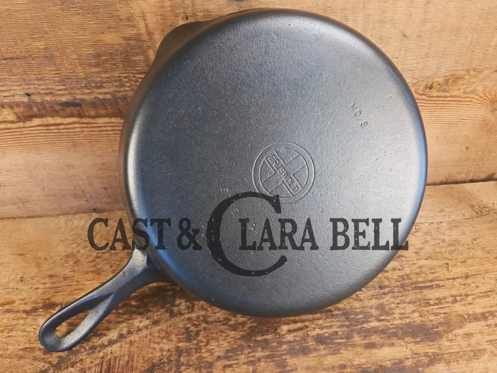1940’s Griswold No. 8 Cast Iron Skillet with Small Block Logo 704 J. In beautiful condition. Almost mint - Skillet