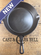 1940’s Griswold No. 8 Cast Iron Skillet with Small Block Logo 704 N. In beautiful condition. Almost mint Skillet