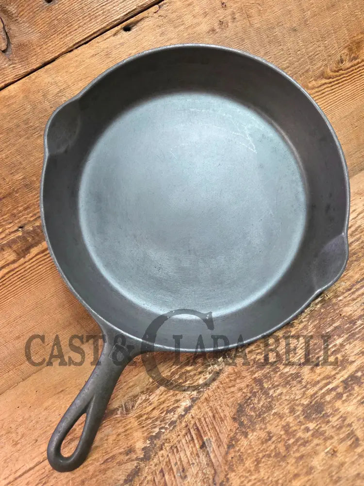 1940’s Griswold No. 8 Cast Iron Skillet with Small Block Logo 704 S - Skillet