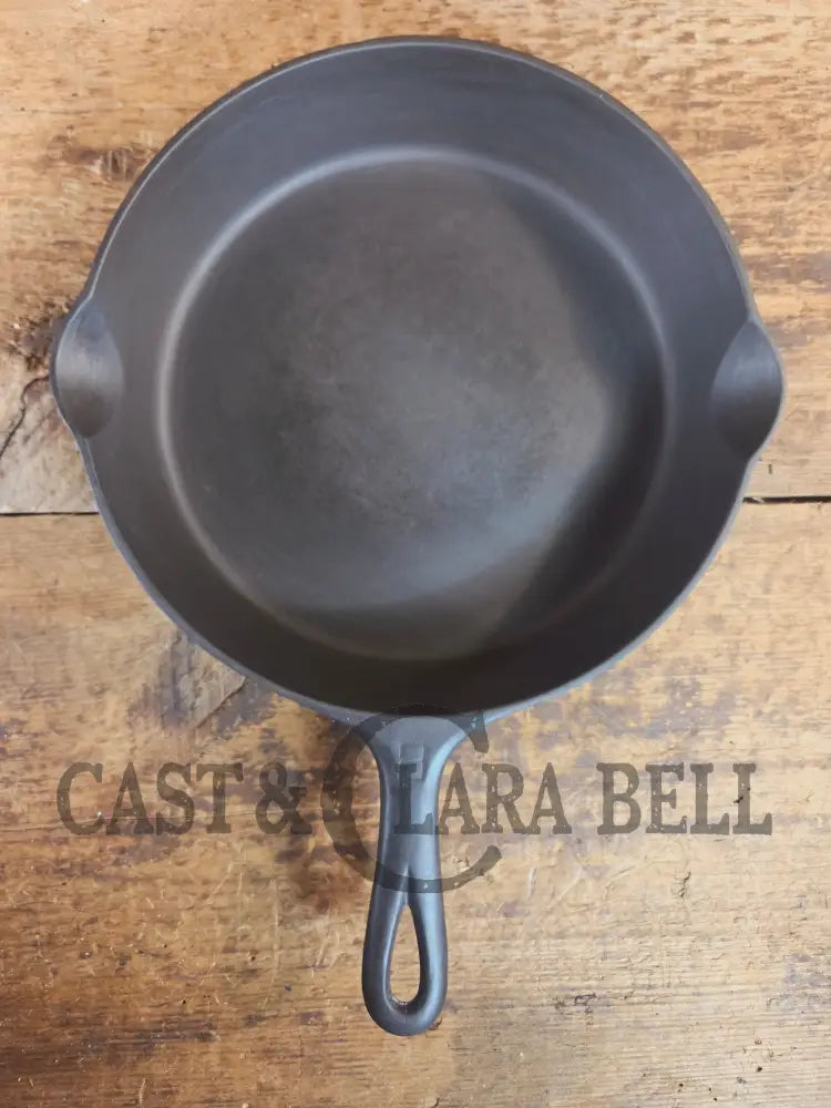 1940’s Griswold No. 8 Cast Iron Skillet with Small Block Logo 704 T - Skillet