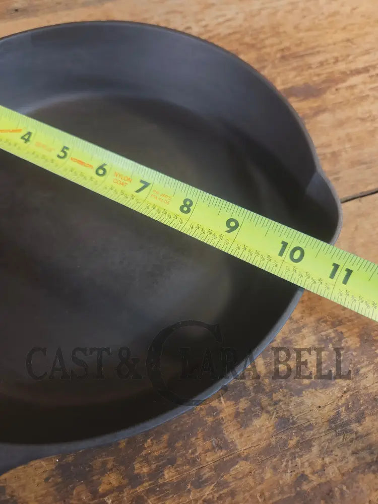 1940’s Griswold No. 8 Cast Iron Skillet with Small Block Logo 704 T - Skillet