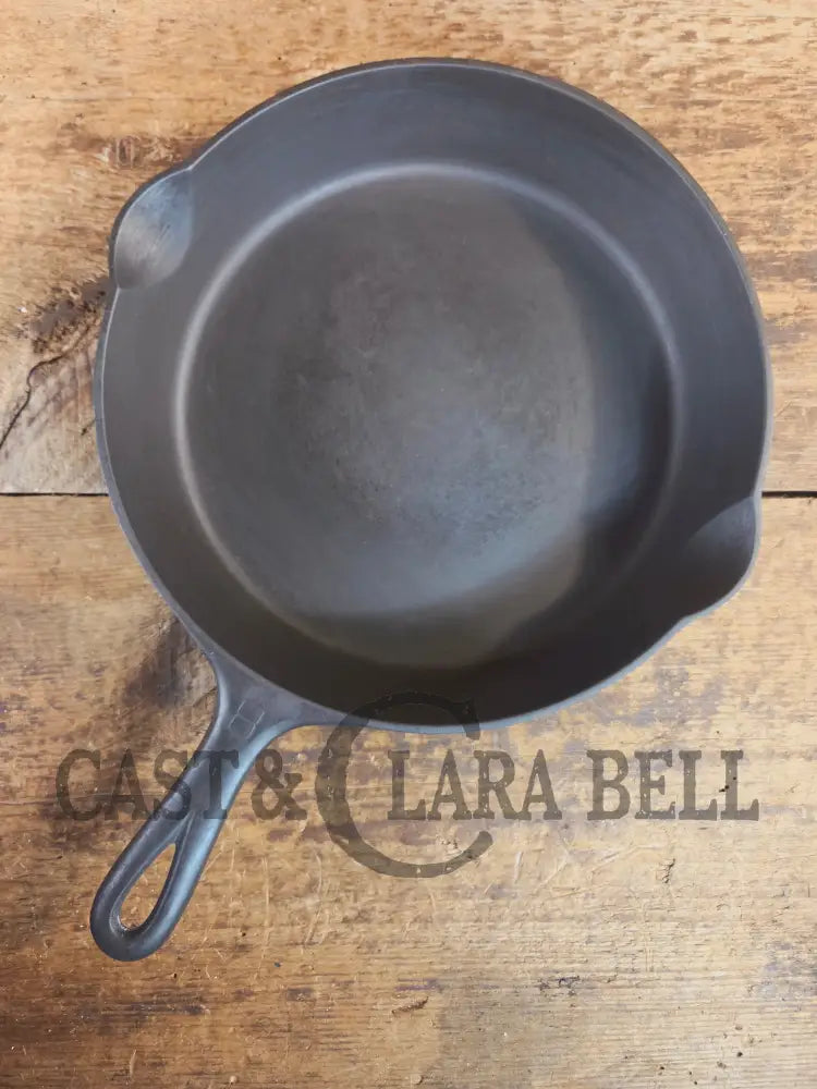 1940’s Griswold No. 8 Cast Iron Skillet with Small Block Logo 704 T - Skillet