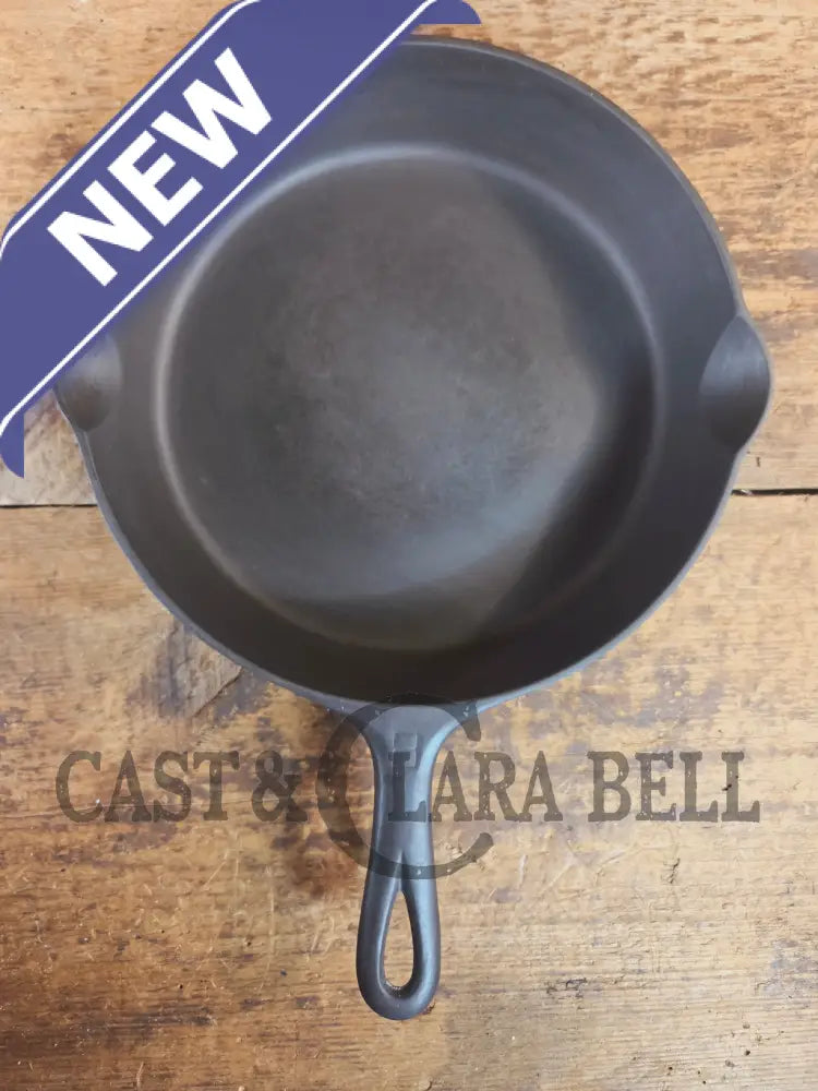 1940’s Griswold No. 8 Cast Iron Skillet with Small Block Logo 704 T - Skillet