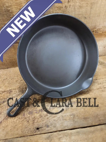 1940’s Griswold No. 8 Cast Iron Skillet with Small Block Logo and Smooth Bottom 704 I Skillet
