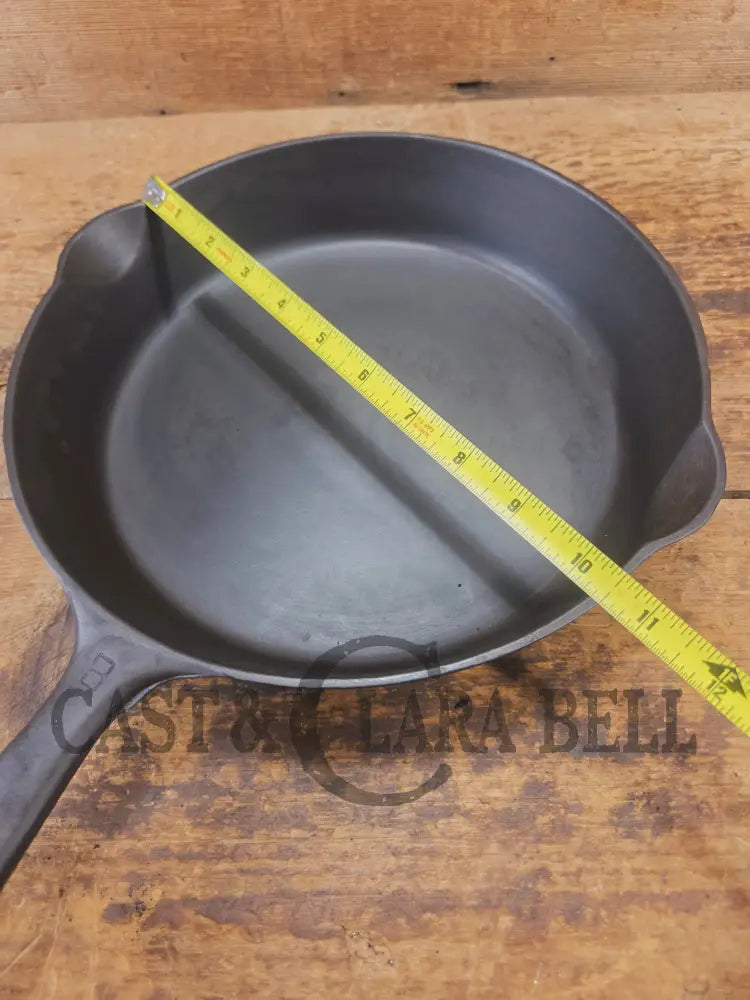 1940’s Griswold No. 8 Cast Iron Skillet with Small Block Logo and Smooth Bottom 704 I - Skillet