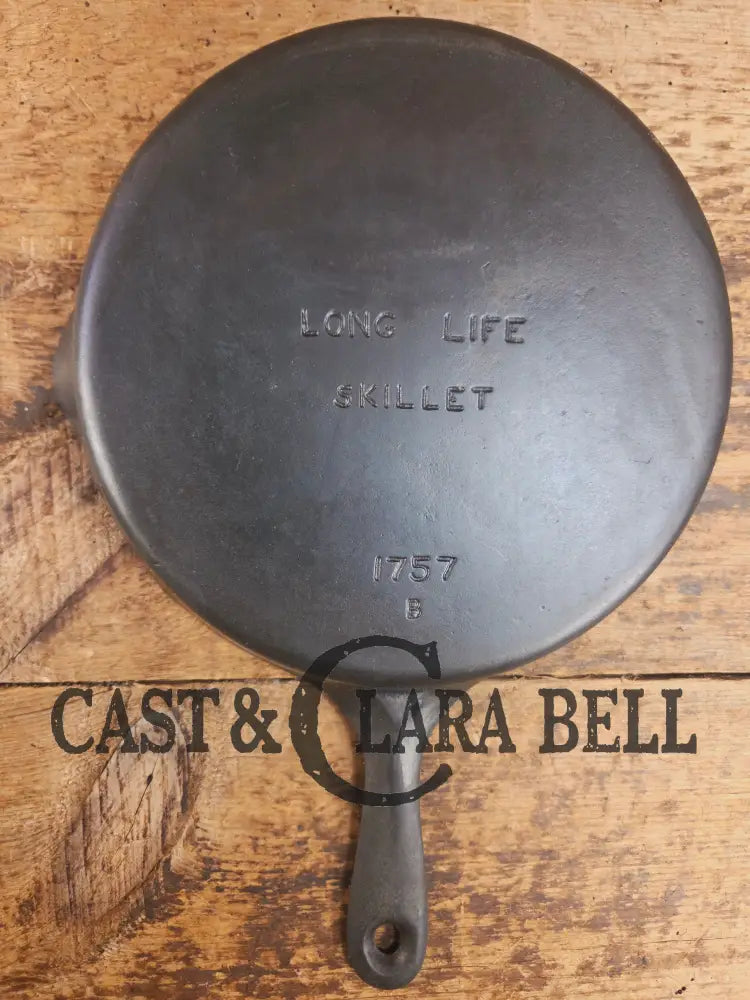 1940’s Hard to find Wagner’s Long Life #7 Cast Iron Skillet 1757. Great gift!! Skillet