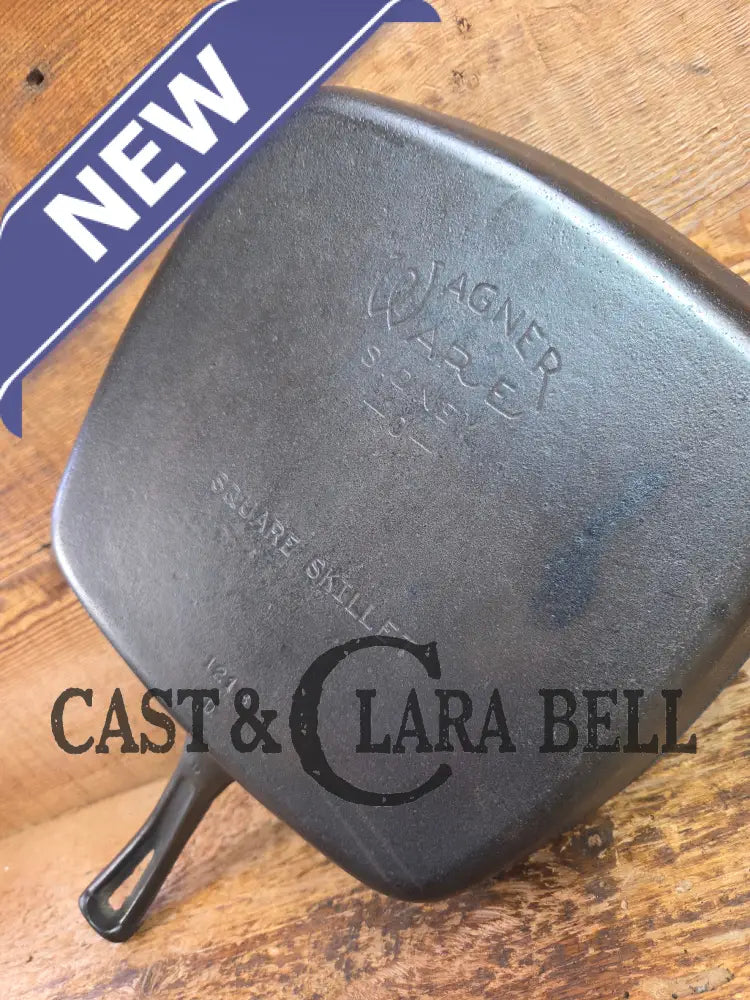 1940’s Wagner Square Skillet with Stylized Logo 1218 D. GREAT pan to have in the kitchen! Skillet