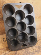 1950’s Era Wagner Cast Iron Popover Pan 11 cup. Perfect for cornbread muffins or popovers SC24 - Bakeware