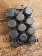1950’s Era Wagner Cast Iron Popover Pan 11 cup. Perfect for cornbread muffins or popovers SC24 - Bakeware