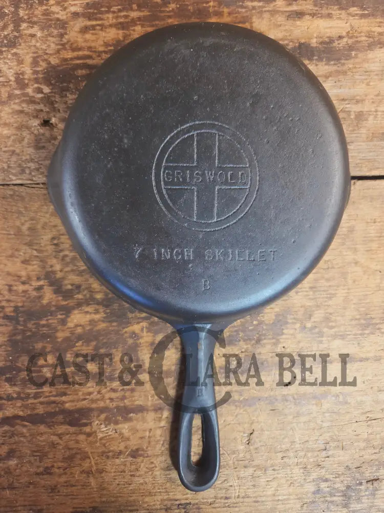 1950’s Wagner made Griswold #4 B Skillet with Smooth Bottom. A fantastic #4 skillet - Skillet