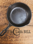 1950’s Wagner made Griswold #4 Skillet with Smooth Bottom. A fantastic #4 skillet Skillet